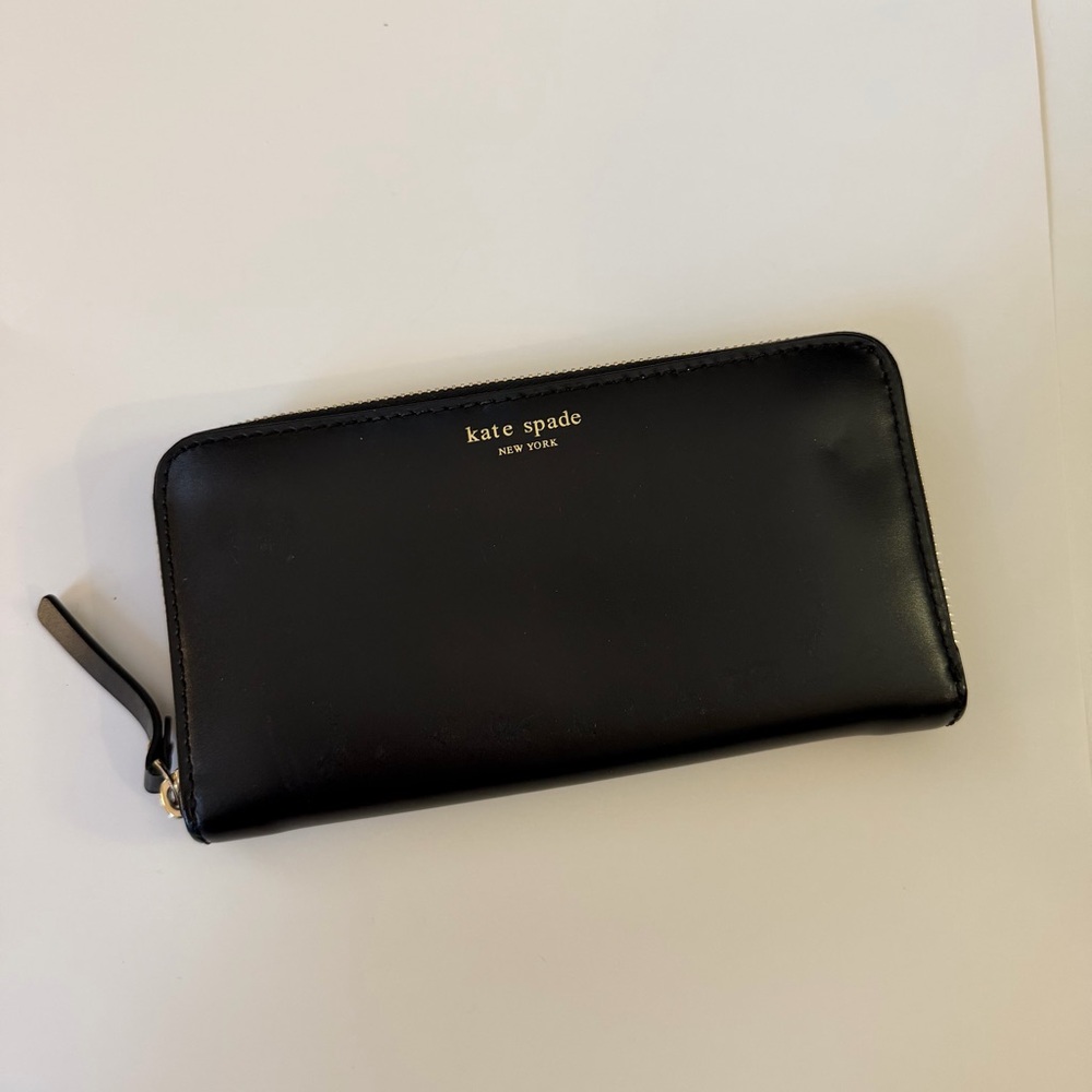 Kate Spade Black Zip Wallet